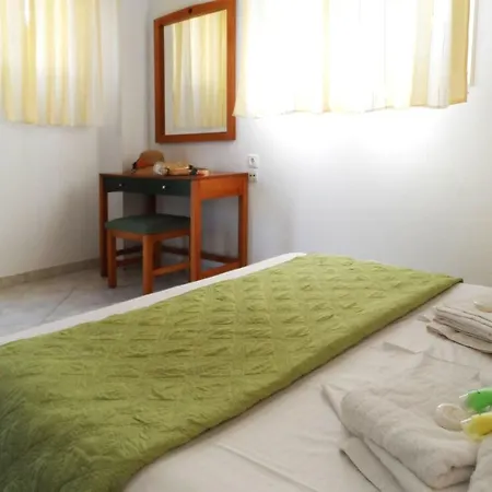 Logas Peroulades Corfu Apartmán