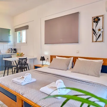 Logas Corfu * Peroulades (Corfu)