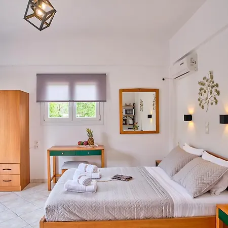 Logas Beach Peroulades Corfu Apartment *