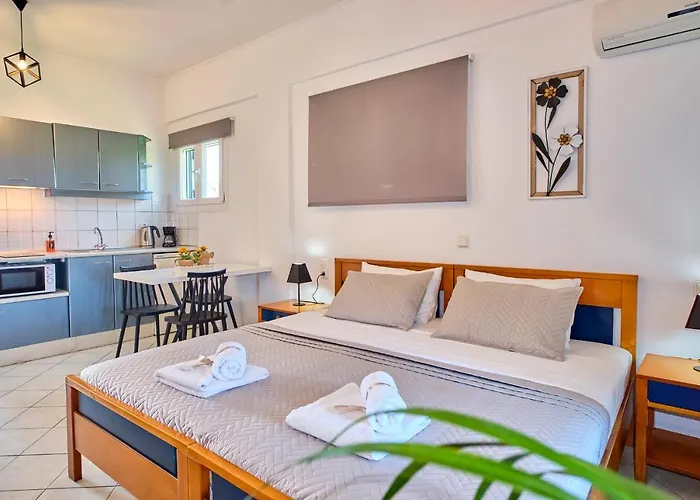 Logas Corfu * Peroulades (Corfu)