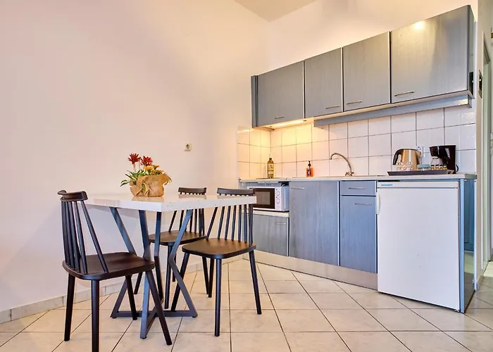 Logas Corfu Peroulades (Corfu)