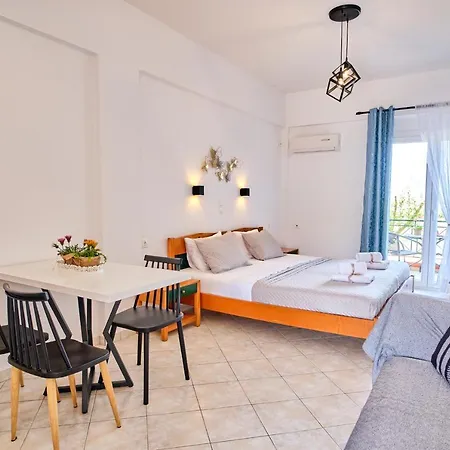 Logas Corfu 페로울라데스