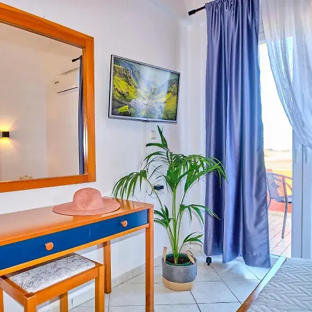 Logas Peroulades Corfu Peruládesz