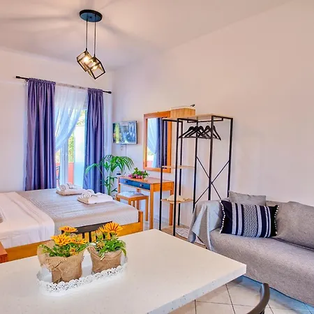 Logas Corfu * 페로울라데스