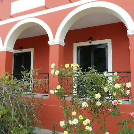 Logas Peroulades Corfu Apartman *